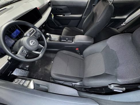 New 2026 Nissan Kicks S image 16