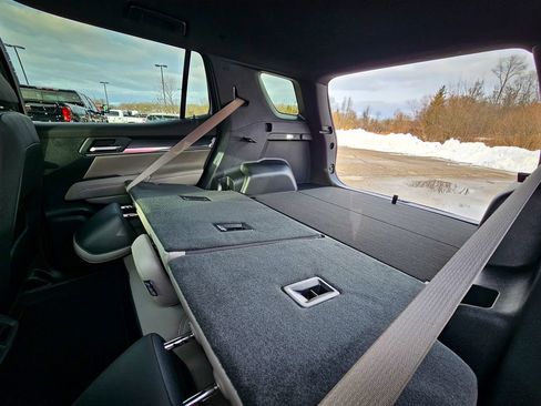 New 2026 GMC Terrain Elevation w/ Elevation Premium Package image 36