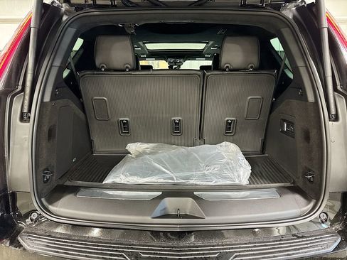 New 2026 Cadillac Escalade Platinum Sport w/ LPO, ONYX Package AWD/4WD image 33