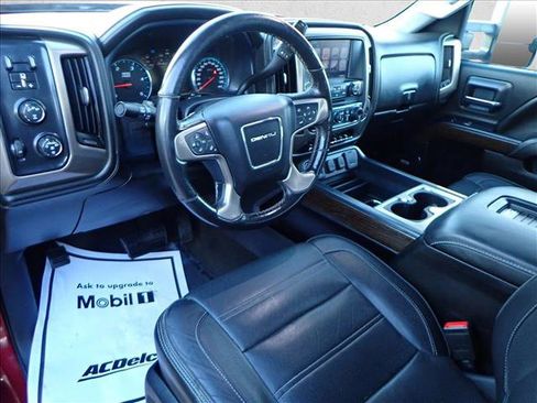 Used 2018 GMC Sierra 2500 Denali w/ Duramax Plus Package image 7
