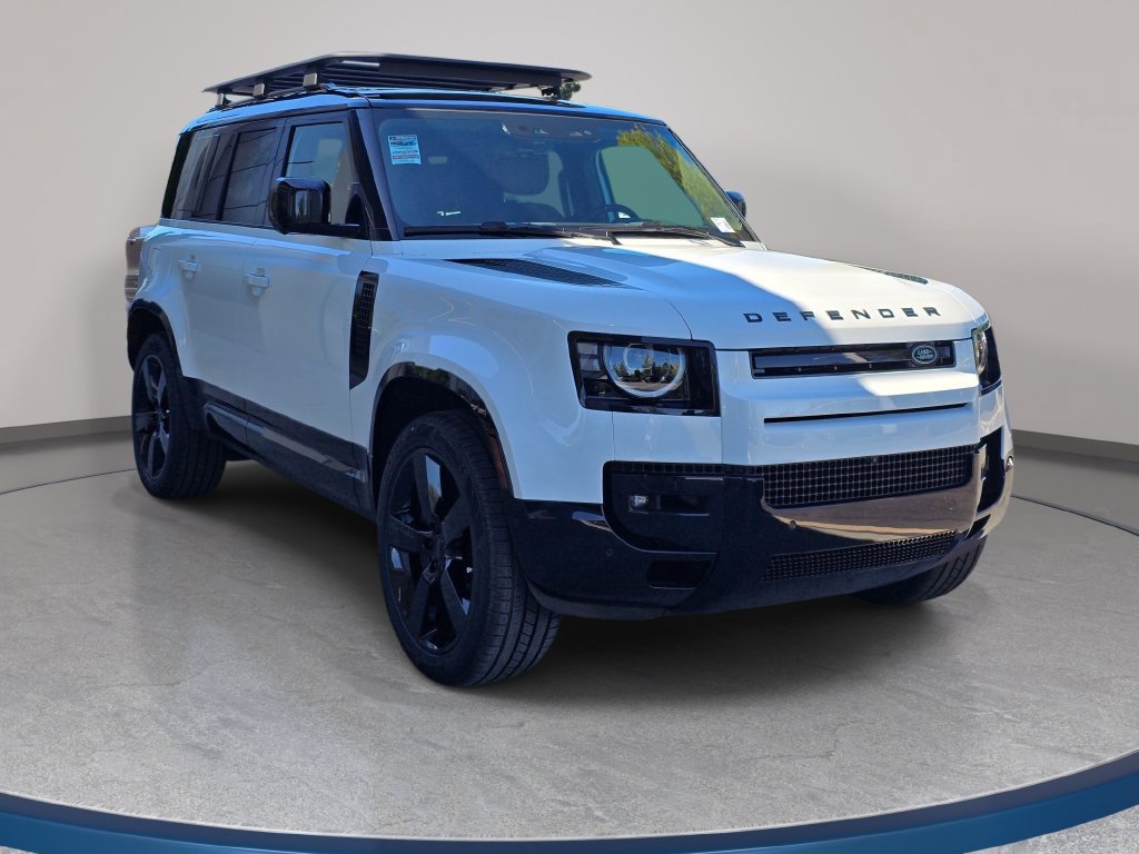 New 2026 Land Rover Defender 110 X-Dynamic SE AWD/4WD image 3