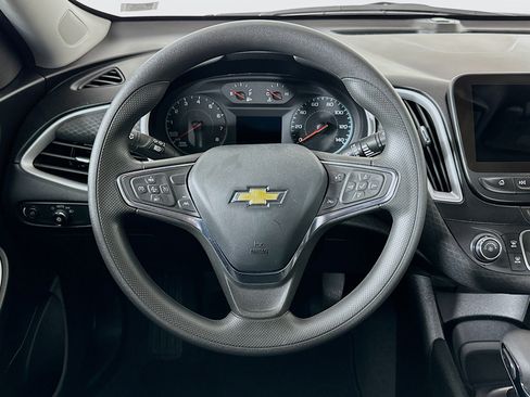 Used 2024 Chevrolet Malibu LS image 17