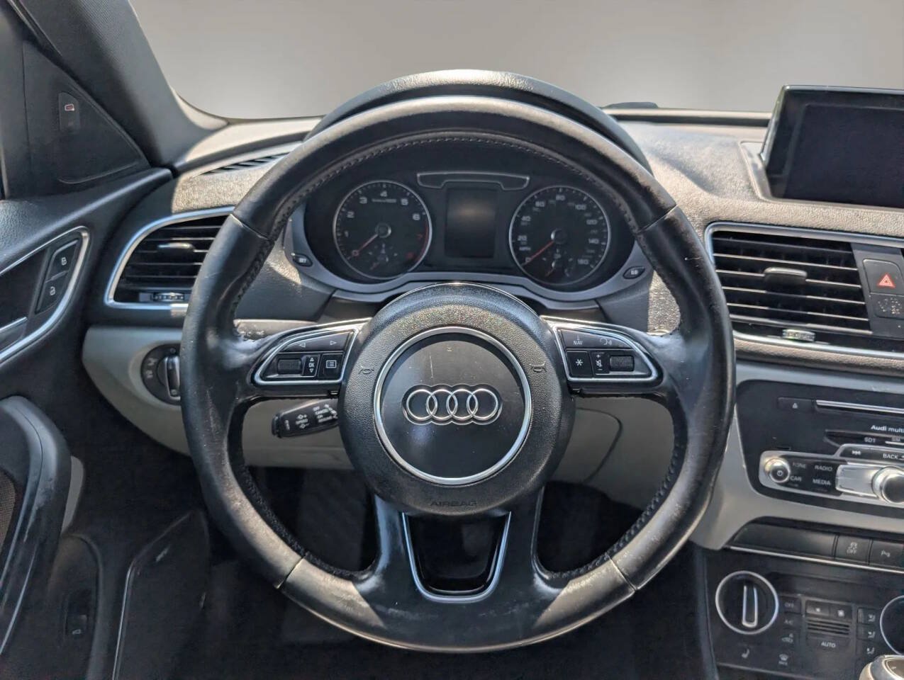 Used 2016 Audi Q3 2.0T Prestige w/ Prestige Package AWD/4WD image 31
