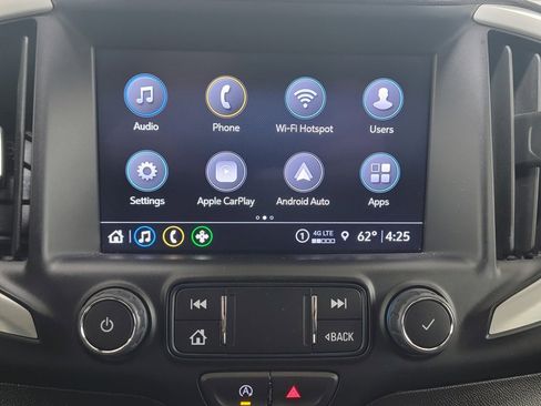 Used 2024 GMC Terrain SLT image 21