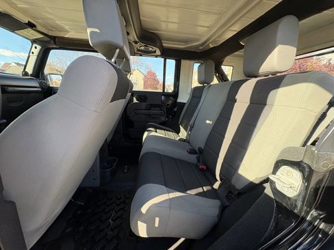 Used 2007 Jeep Wrangler Unlimited X AWD/4WD image 21
