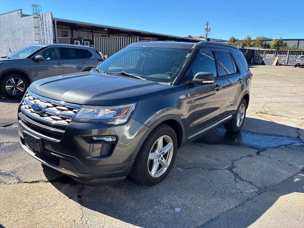 Used 2019 Ford Explorer XLT w/ Equipment Group 201A FWD image 1