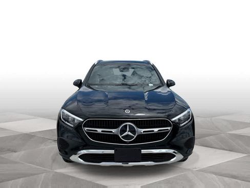 Used 2026 Mercedes-Benz GLC 300 image 3
