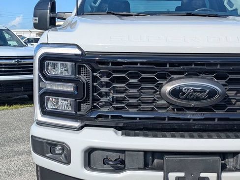 Used 2025 Ford F350 Lariat w/ Black Appearance Package AWD/4WD image 9