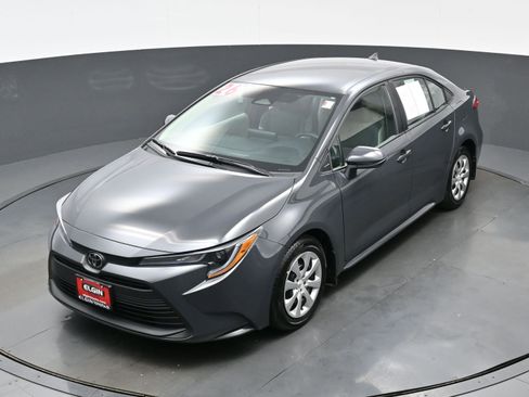 Used 2026 Toyota Corolla LE FWD image 34