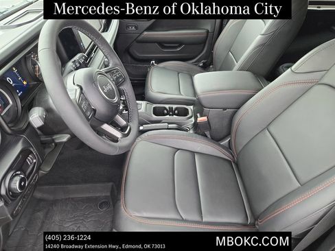 Used 2026 Jeep Wrangler Rubicon AWD/4WD image 12