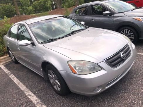 Used 2004 Nissan Altima 2.5 S w/ Convenience Pkg FWD image 3