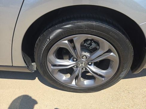 Used 2024 Honda Accord EX image 9