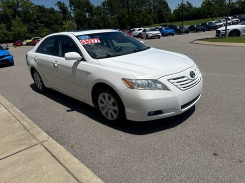 Used 2008 Toyota Camry XLE FWD image 6