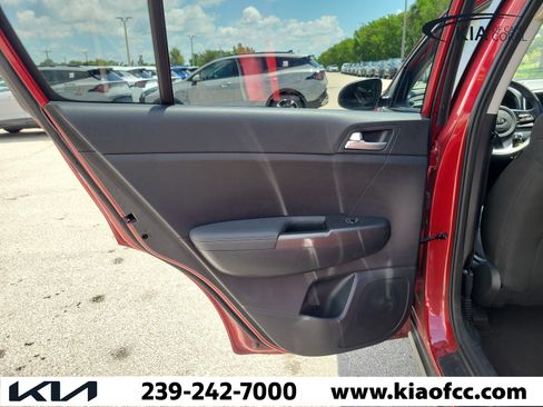 Used 2022 Kia Sportage LX FWD image 14
