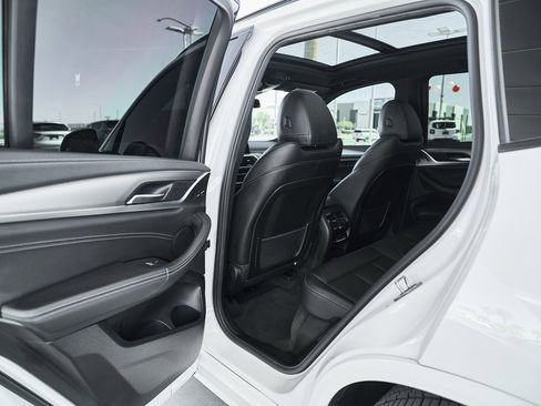 Used 2021 BMW X3 M40i w/ Executive Package image 14