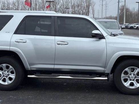 Used 2018 Toyota 4Runner SR5 image 6