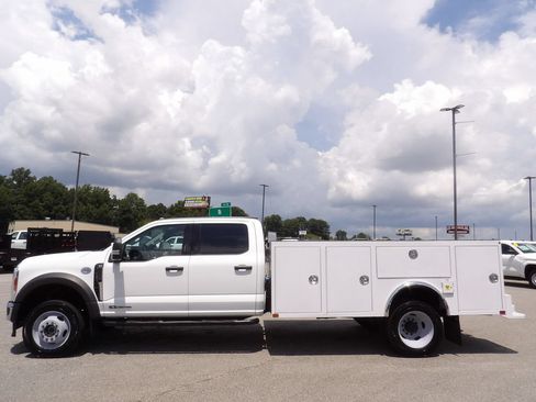 Used 2024 Ford F550 4x4 Crew Cab Super Duty w/ XLT Value Package image 73
