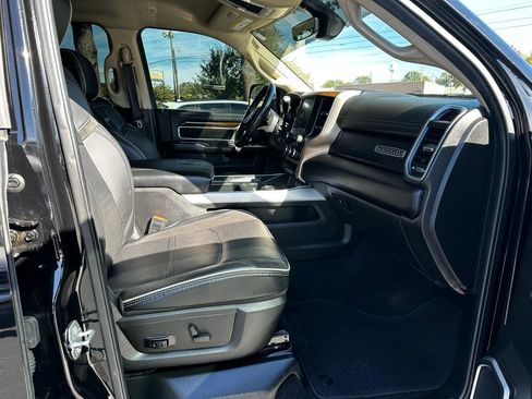 Used 2022 RAM 2500 Laramie AWD/4WD image 12