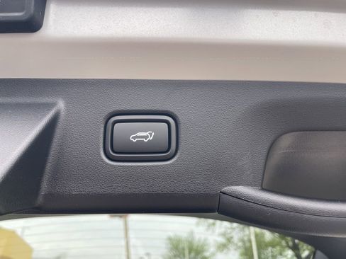 Used 2025 Hyundai Tucson SEL FWD image 13