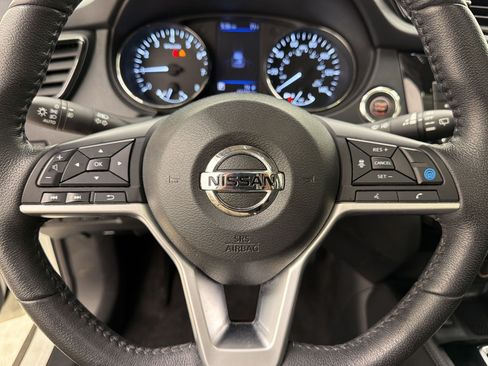 Used 2020 Nissan Rogue SL w/ Premium Package FWD image 11
