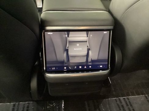 Used 2024 Tesla Model X AWD/4WD image 32