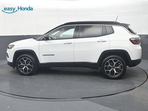 Used 2025 Jeep Compass Limited AWD/4WD image 4
