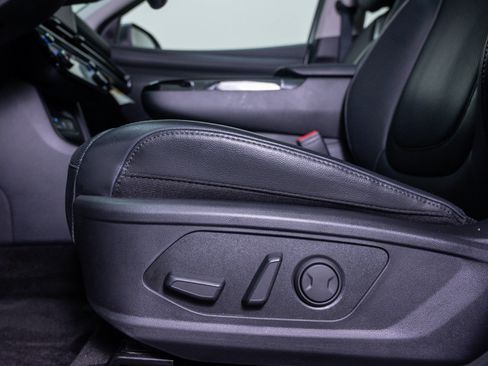 Used 2025 Hyundai Tucson Limited AWD/4WD image 19