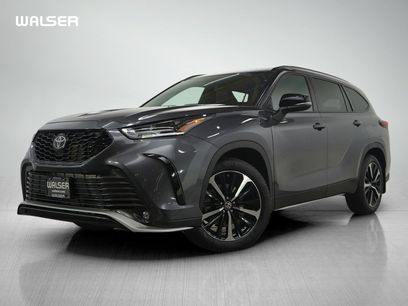 Used 2022 Toyota Highlander XSE