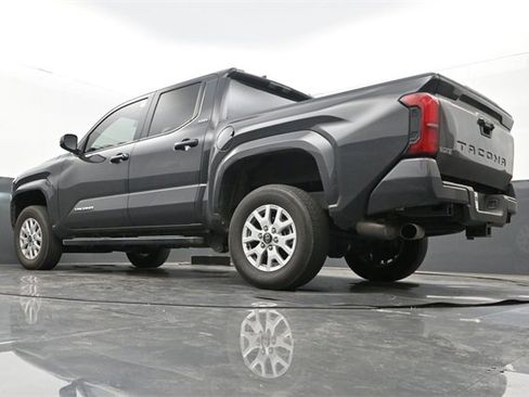 Used 2024 Toyota Tacoma SR5 image 24