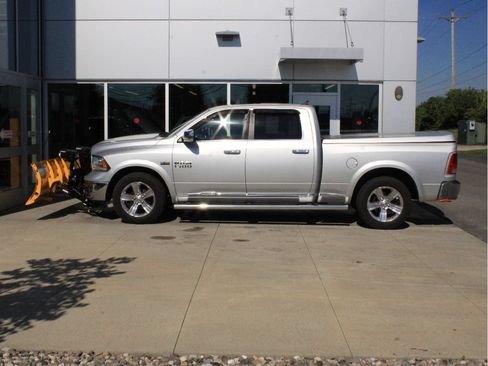 Used 2017 RAM 1500 Limited AWD/4WD image 5