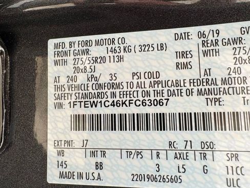 Used 2019 Ford F150 Platinum w/ Equipment Group 701A Luxury image 48