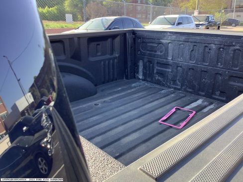Used 2023 Ford F150 Lariat w/ Trailer Tow Package image 12