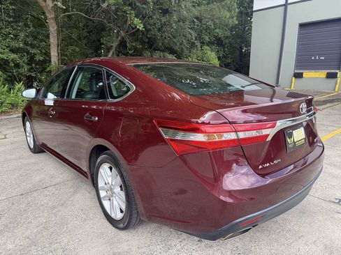 Used 2013 Toyota Avalon XLE FWD image 8