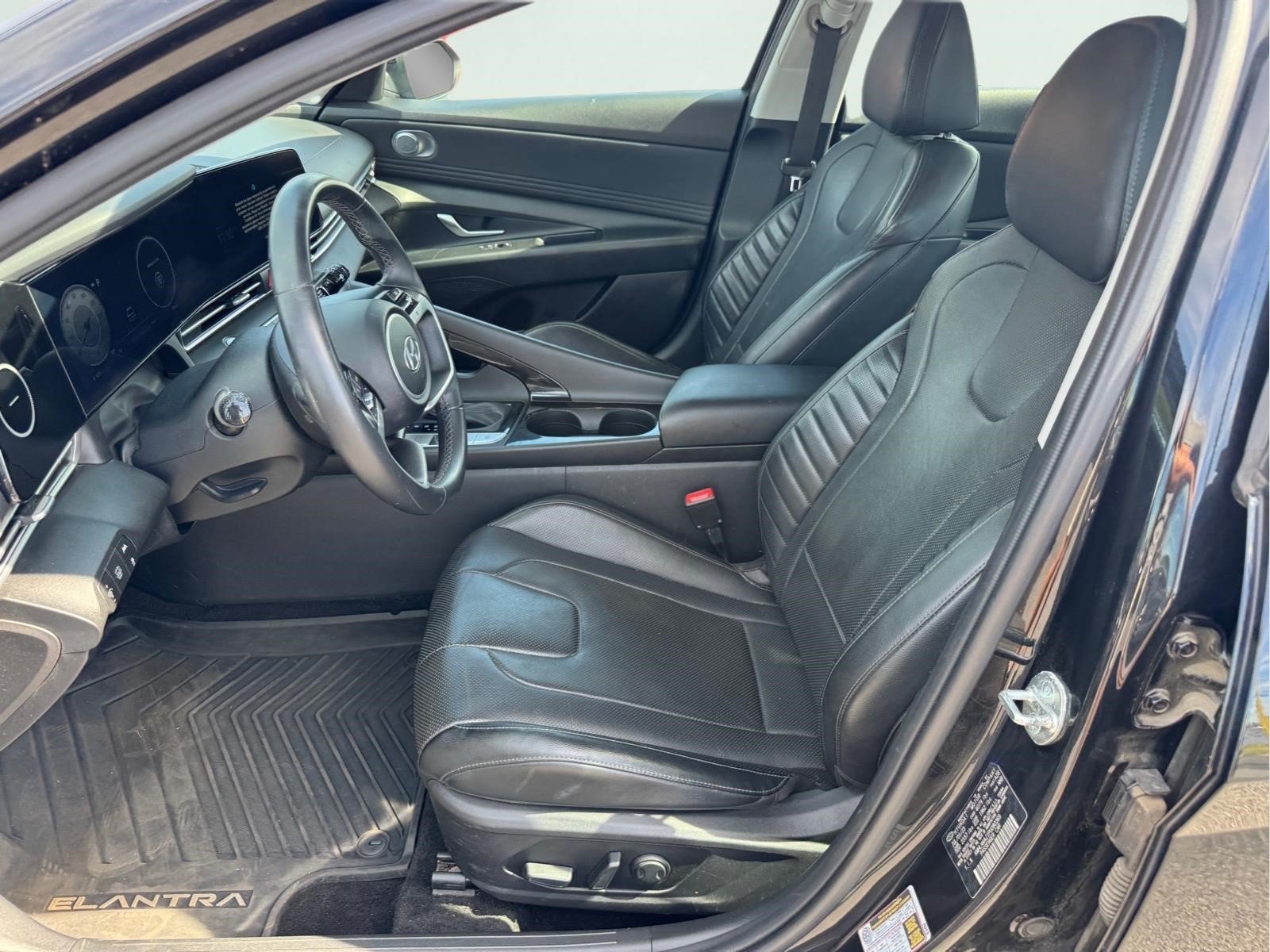 Used 2023 Hyundai Elantra Limited FWD image 6