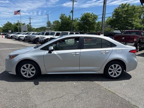 Used 2023 Toyota Corolla LE w/ Carpet Mat Package (TMS) FWD image 20