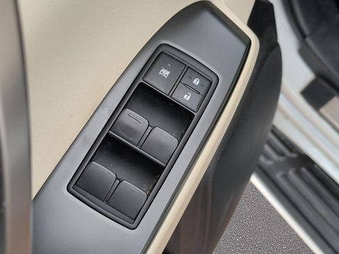 Certified 2023 Lexus GX 460 Premium AWD/4WD image 9