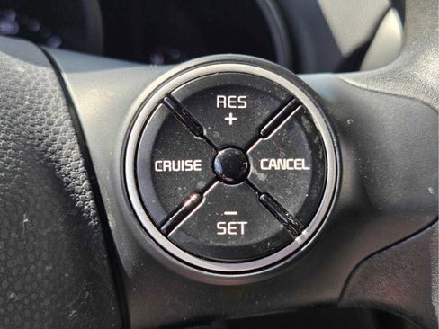 Used 2016 Kia Soul + FWD image 31
