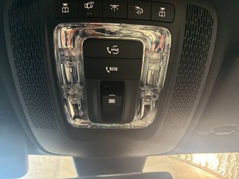 Used 2022 Mercedes-Benz A 220 image 26