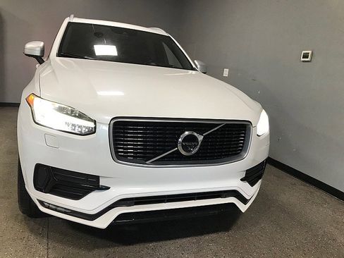 Used 2016 Volvo XC90 T6 R-Design w/ Vision Package image 8