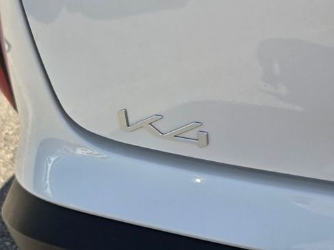 Used 2025 Kia K4 LXS FWD image 29