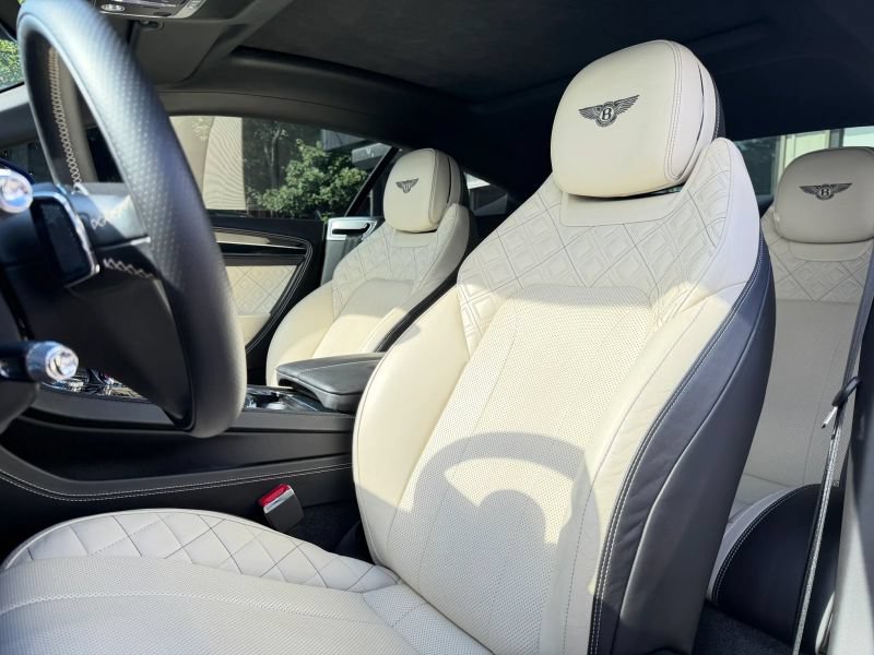 Used 2020 Bentley Continental GT AWD/4WD image 13