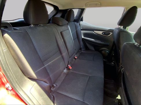 Used 2018 Nissan Rogue Sport S w/ S Appearance Package AWD/4WD image 19