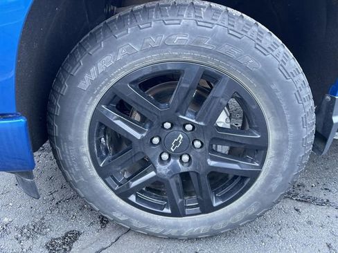Used 2023 Chevrolet Silverado 1500 RST image 32
