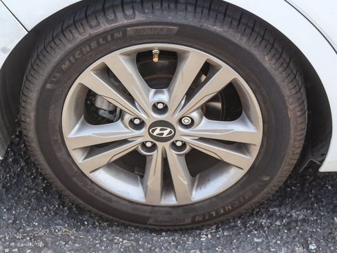 Used 2018 Hyundai Elantra Value Edition image 12