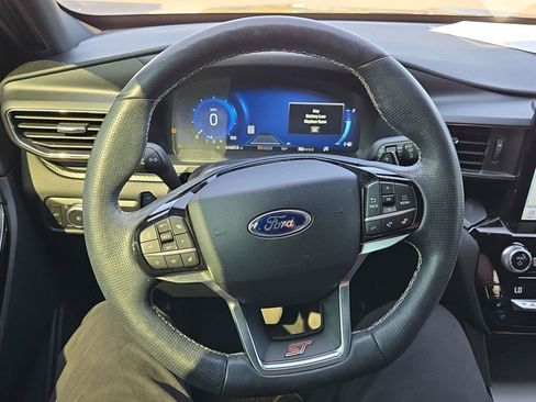 Used 2021 Ford Explorer ST w/ Equipment Group 401A AWD/4WD image 18