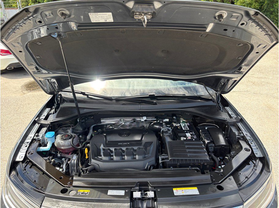 Used 2023 Volkswagen Tiguan SE R-Line FWD image 46