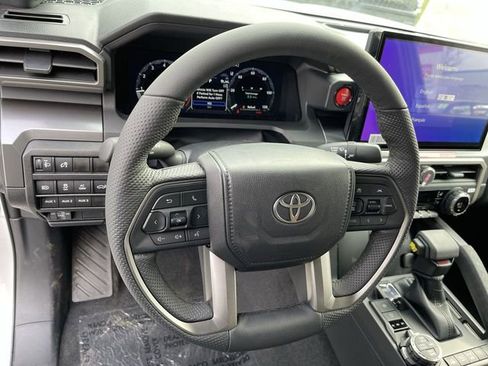 New 2026 Toyota Tacoma TRD Off-Road AWD/4WD image 15