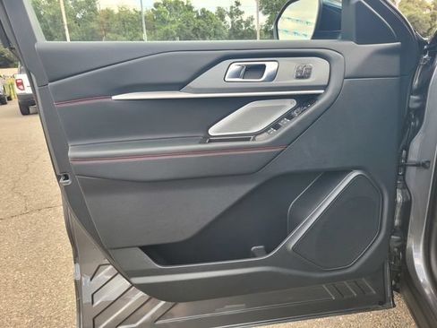 Used 2026 Ford Explorer ST w/ Sun And Sound Package AWD/4WD image 16