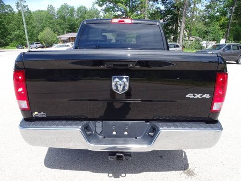 Used 2020 RAM 1500 4x4 Crew Cab Classic Tradesman w/ Chrome Appearance Package image 7