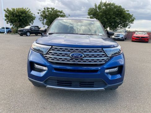 Used 2023 Ford Explorer Limited RWD image 2